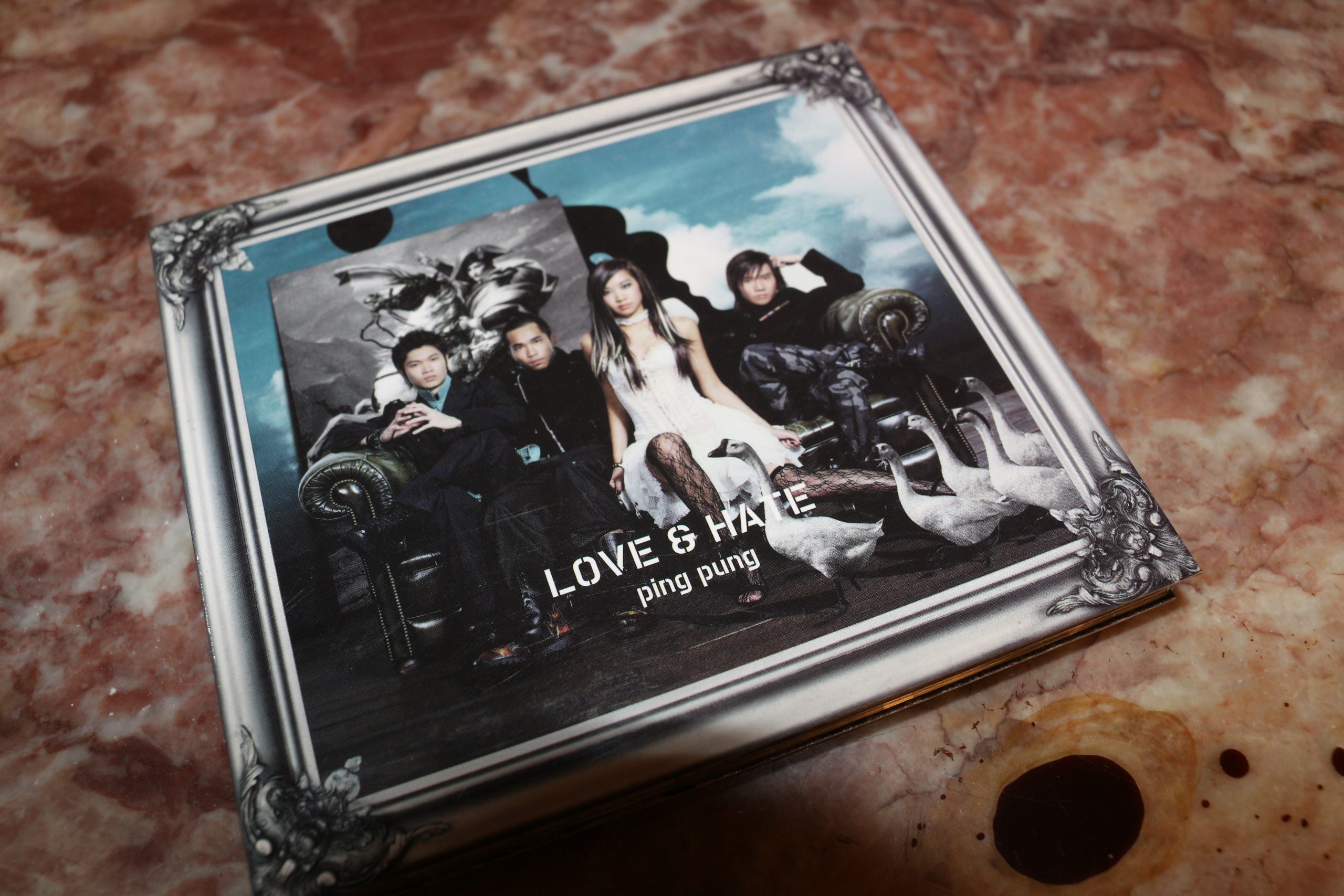 Ping Pung Love & Hate
